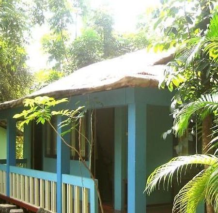 Temple Garden Cottages Канакона Екстериор снимка